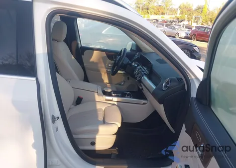 2023 Mercedes-Benz Glb 250 4Matic from USA, damaged, VIN W1N4M4HB2PW271547